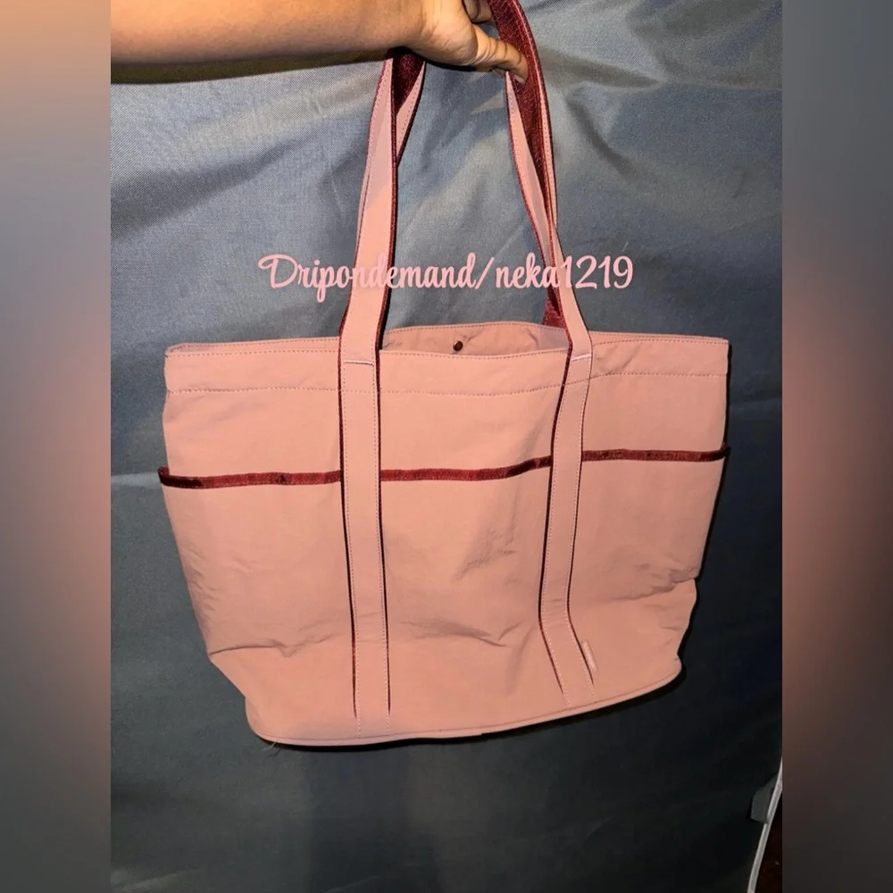 Lululemon Daily Multi-Pocket Tote Bag 20L- Red Clay/Rockwood - Picture 4 of 11